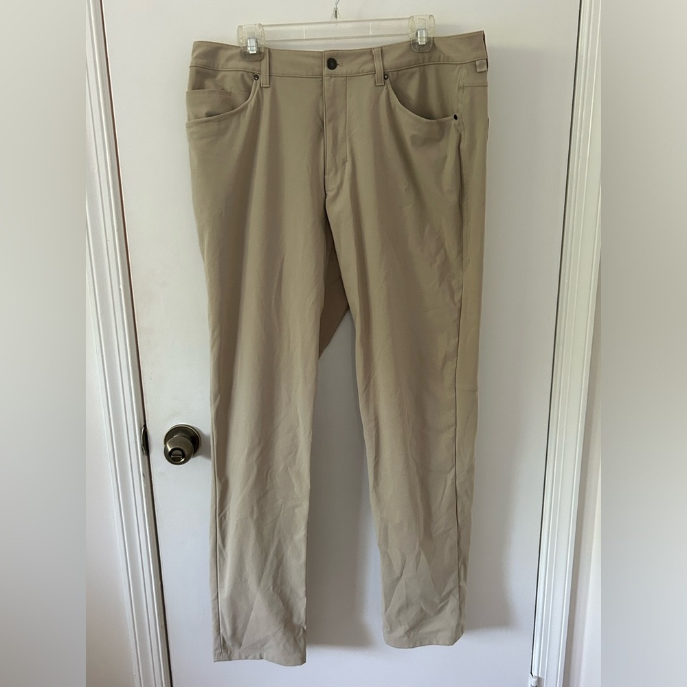 Men’s Lululemon Khakis